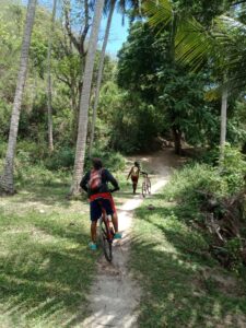 bike nusa penida trip